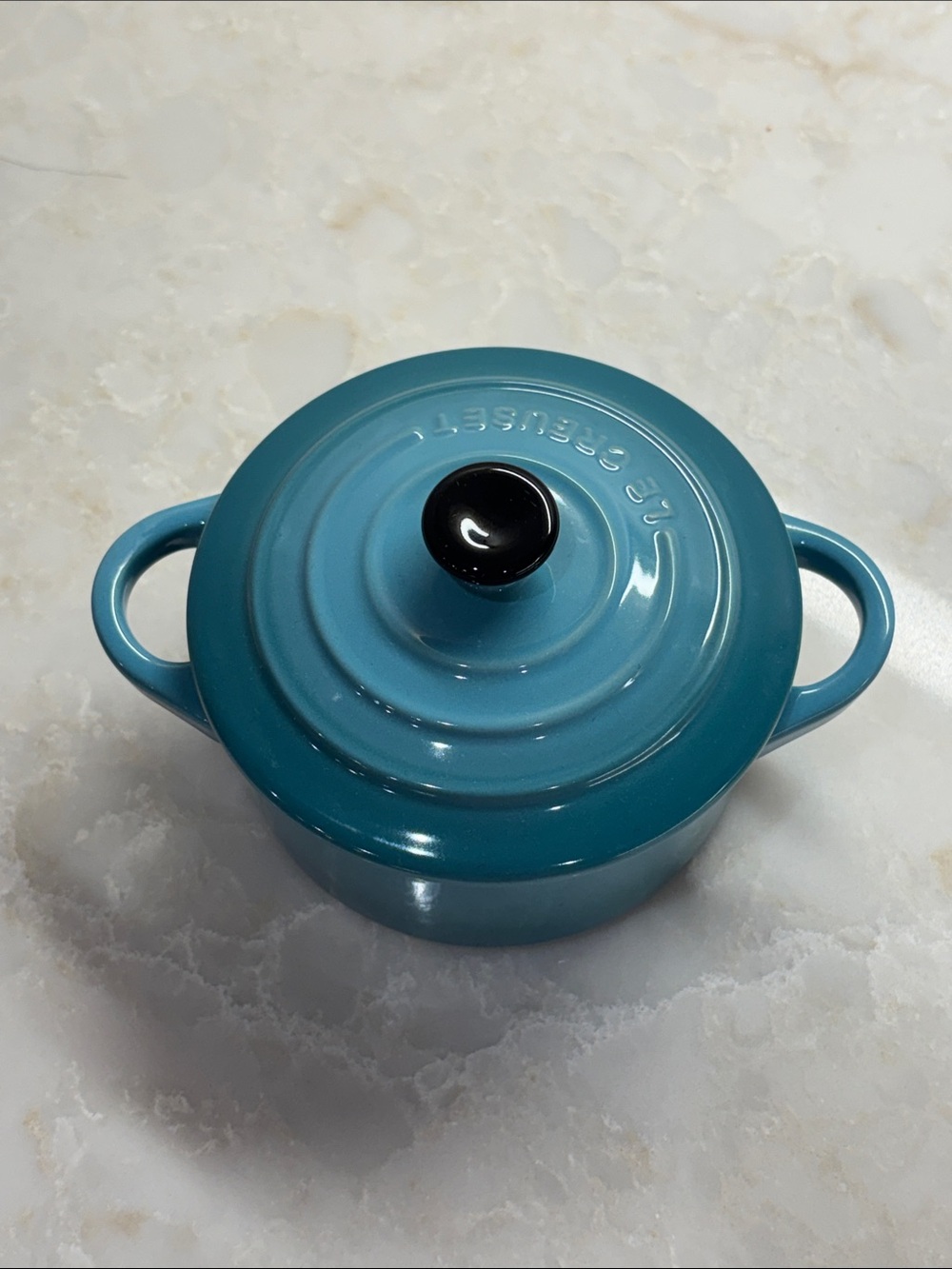 NWT Le Creuset Carribean  Round 10 cm Mini Cocotte with Black Knob